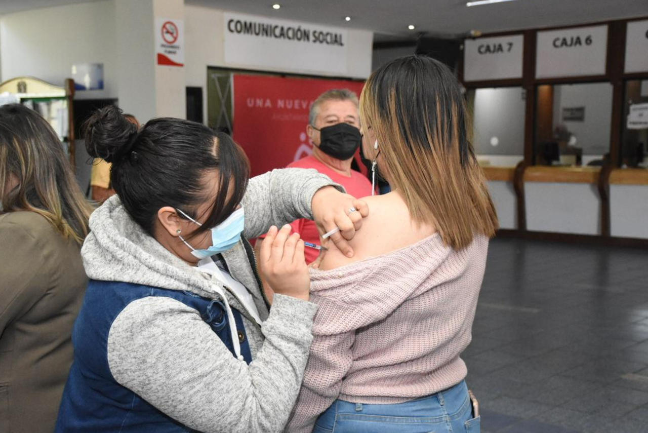 Anuncian fecha de vacunación para rezagos segunda dosis en Gómez Palacio