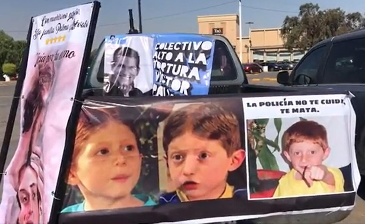 'La policía te mata'; activistas protestan a un mes de la muerte de Octavio Ocaña