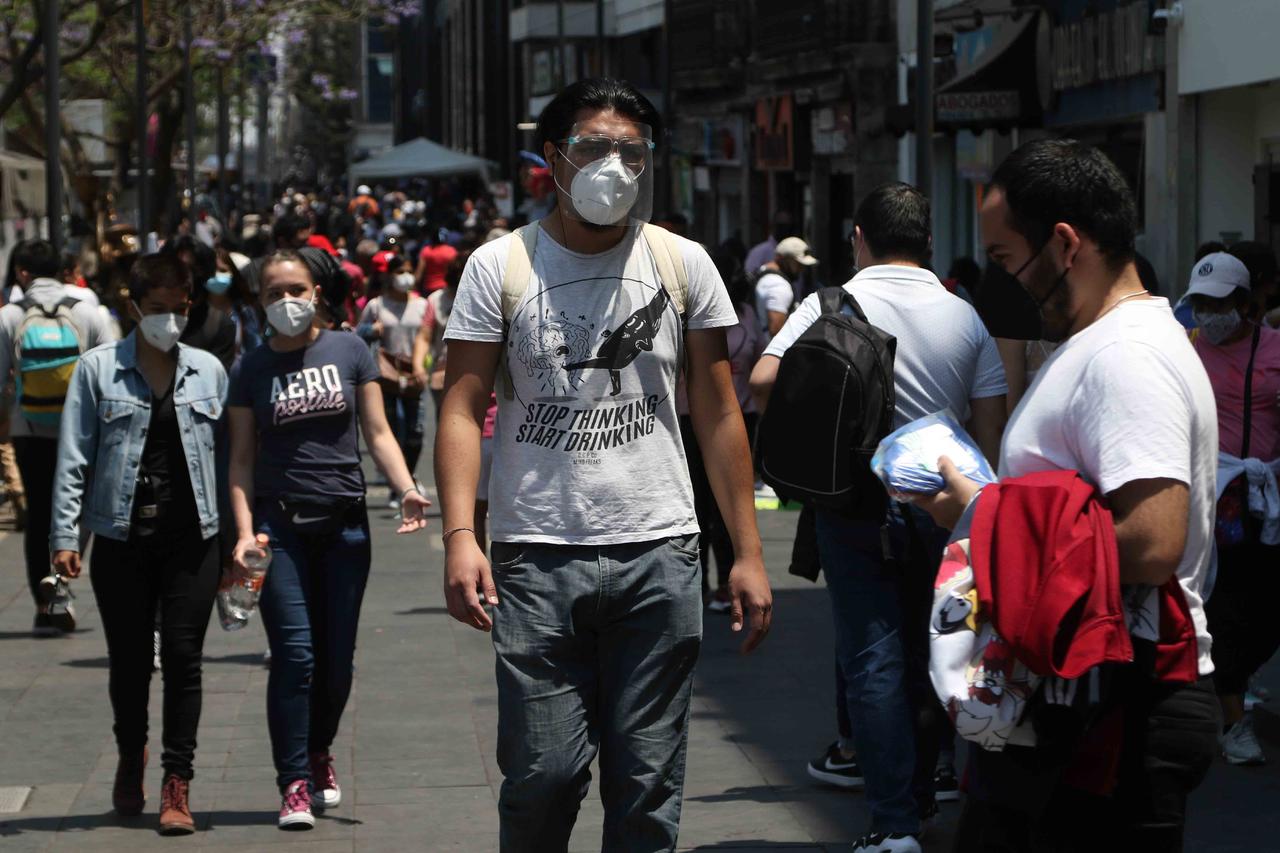 Estados Unidos emite alerta de viaje a México por riesgo de contagio de COVID-19 y sus variantes