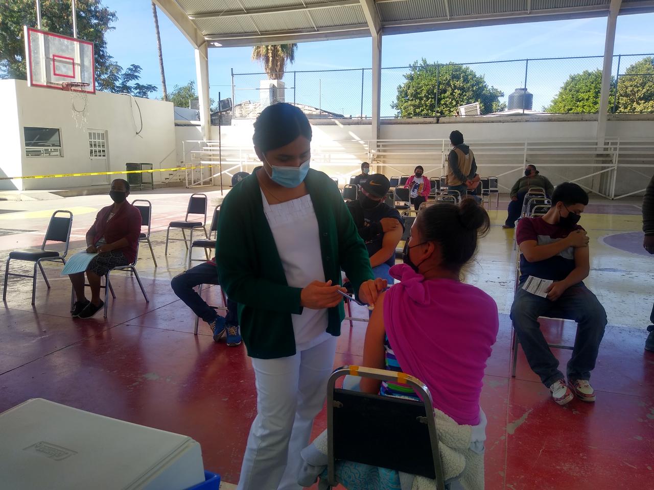 Poca asistencia en módulo de vacunación antiCOVID en Matamoros