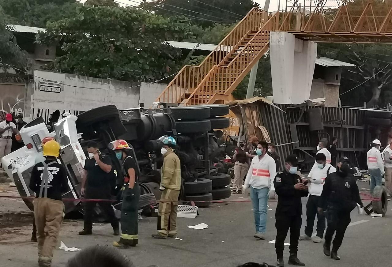 Después del accidente del tráiler que dejó 55 migrantes muertos en Chiapas