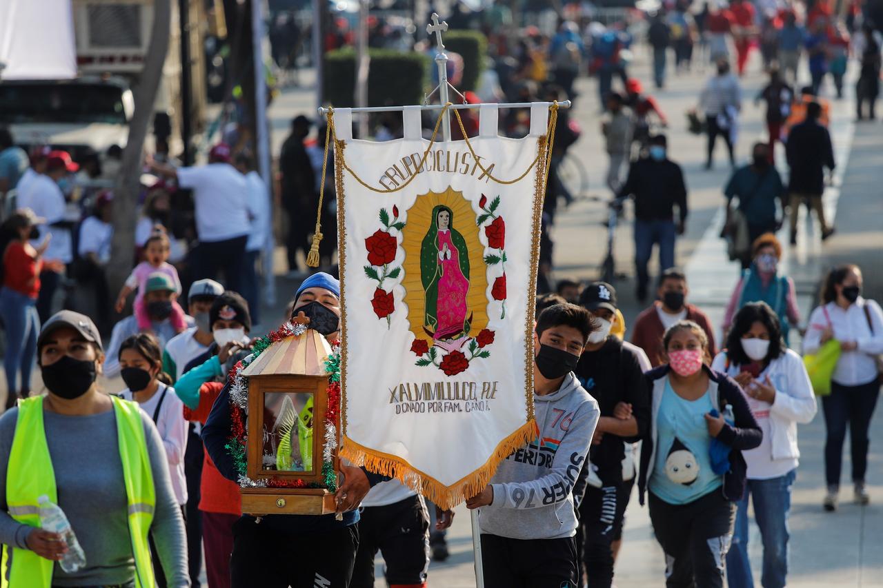 En 15 horas más de 30 mil peregrinos han llegado a la Basílica de Guadalupe