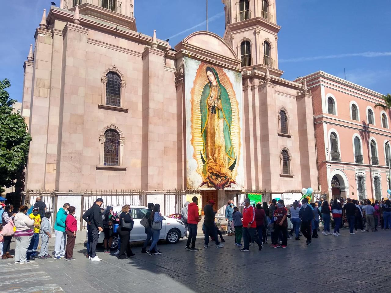 Laguneros celebran a la Virgen de Guadalupe en Torreón
