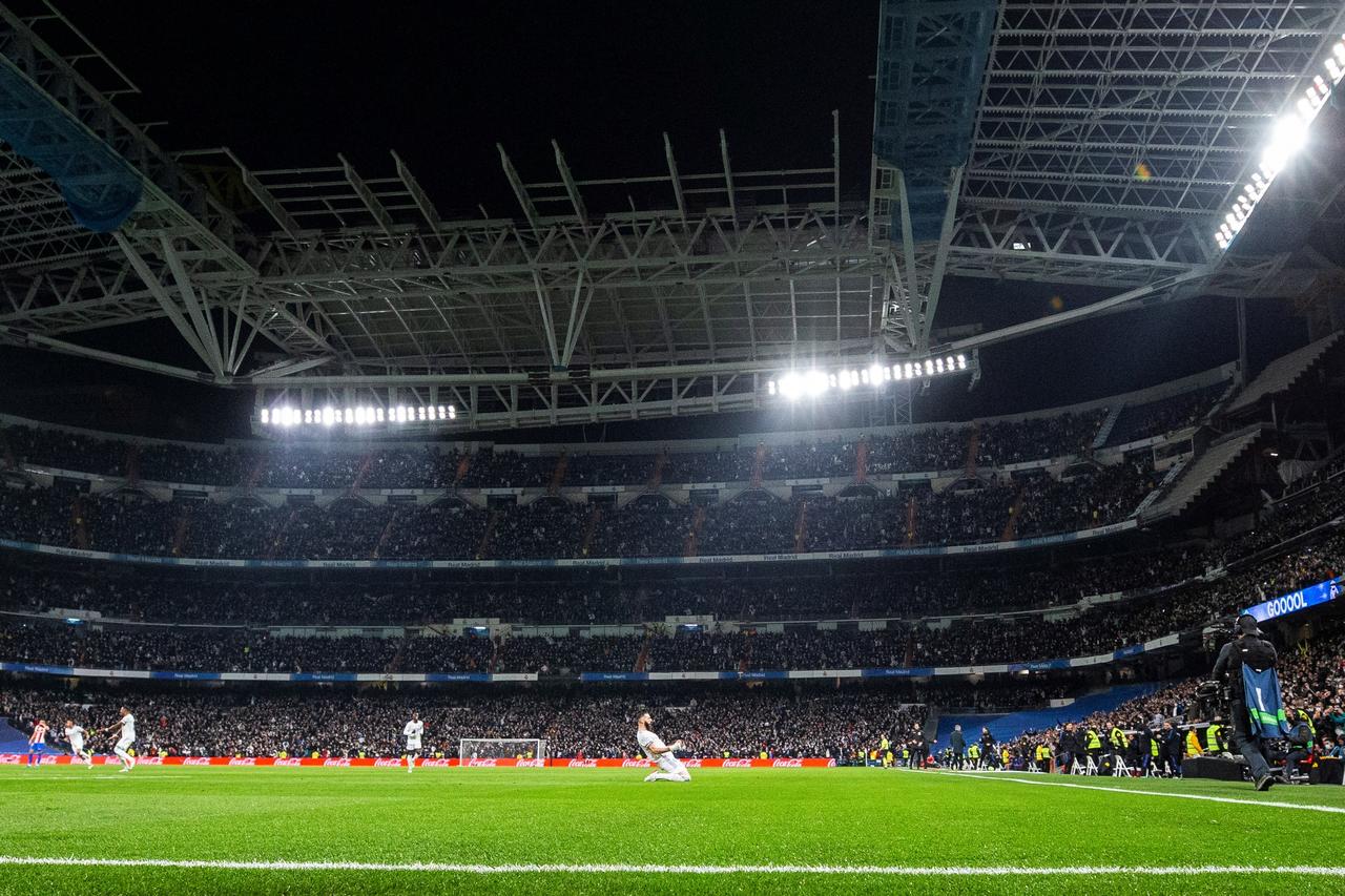 El estadio Santiago Bernabéu celebra 74 años en proceso de rejuvenecimiento