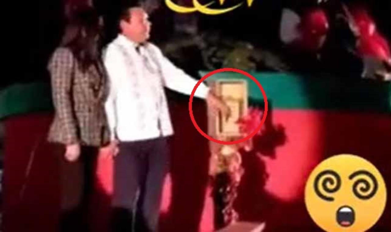 VIDEO: Alcalde de Matamoros se electrocuta al encender el pino navideño