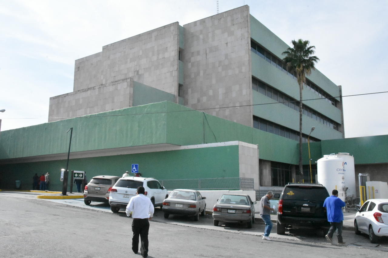 Sube a 9 hospitalizados en Torre COVID y 21 en Cemex Monclova