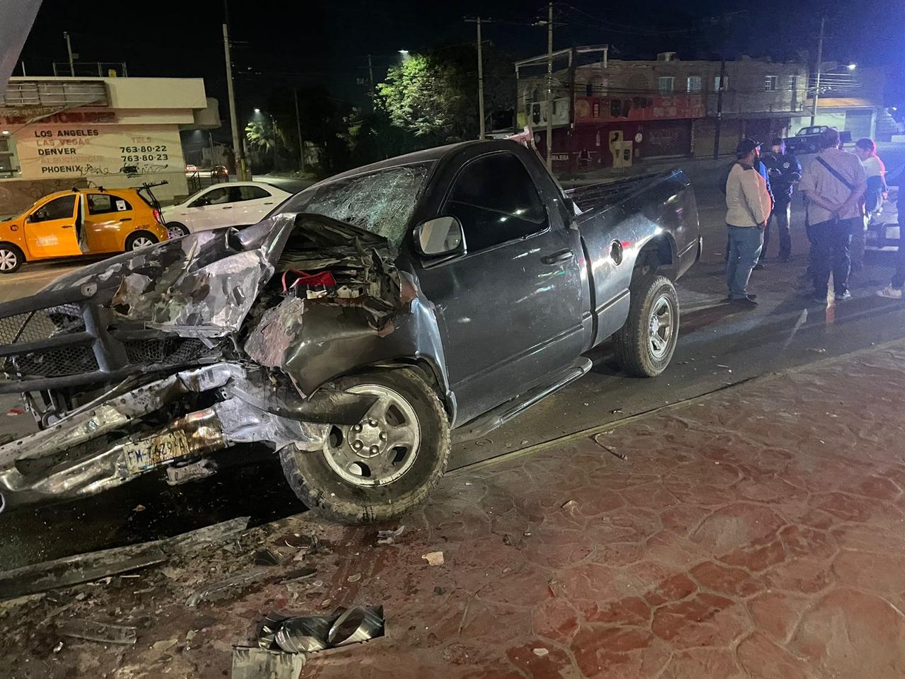 Conductor ebrio provoca fuerte choque en Torreón; hay 4 personas lesionadas