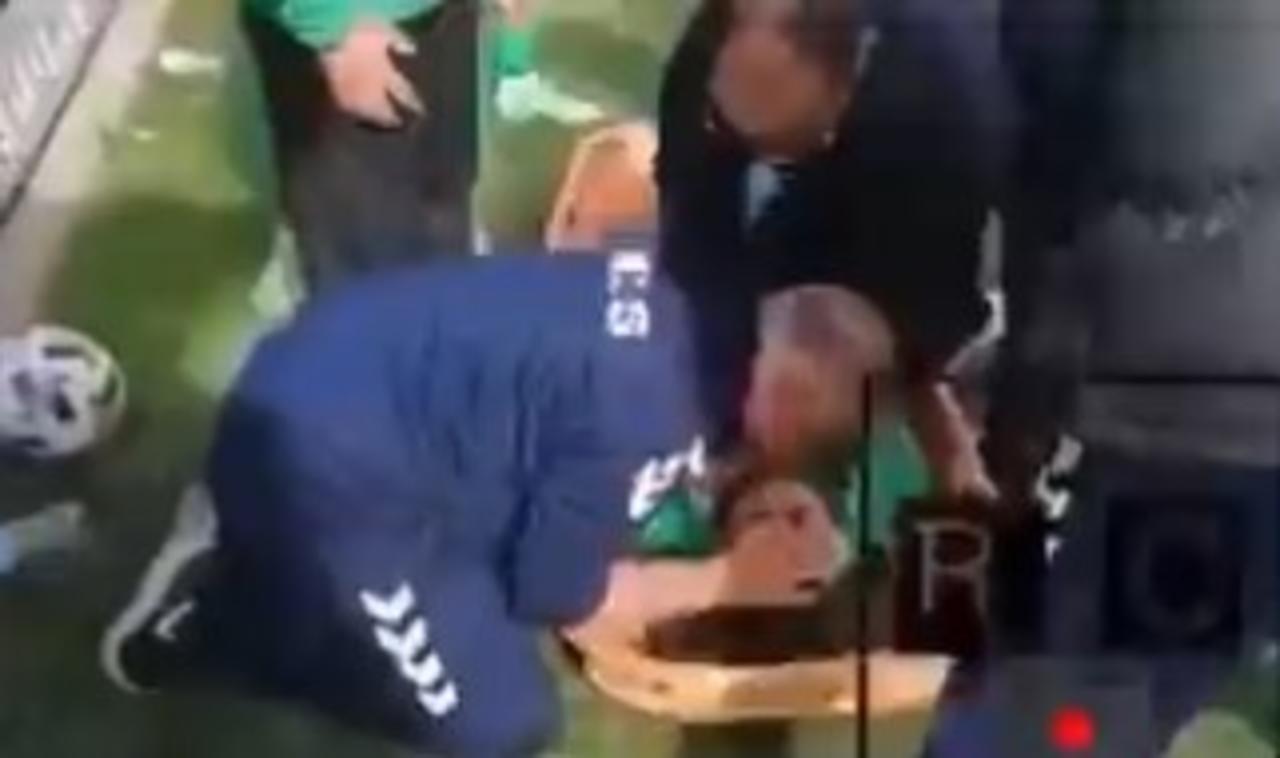 Futbolistas lloran a gritos tras muerte de compañero en pleno partido
