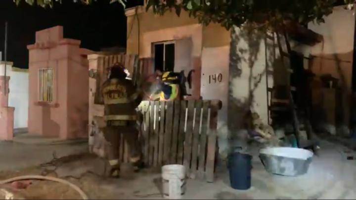 Incendio acaba con patrimonio de familia en Saltillo