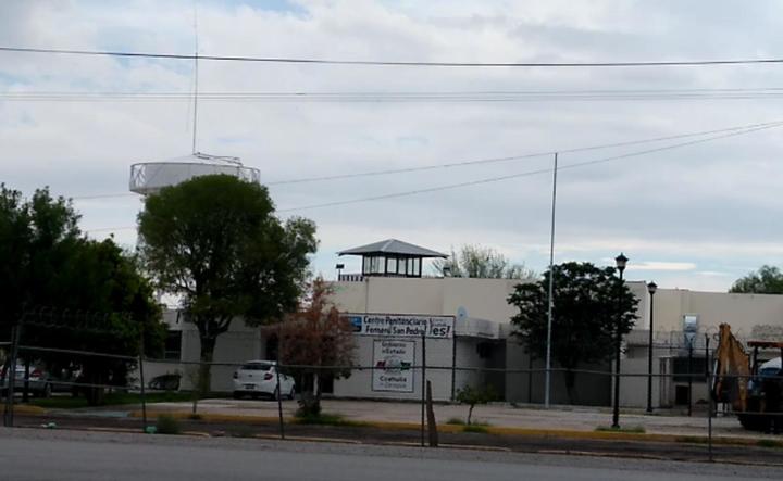Trasladarán a 60 internas a penal femenil en San Pedro
