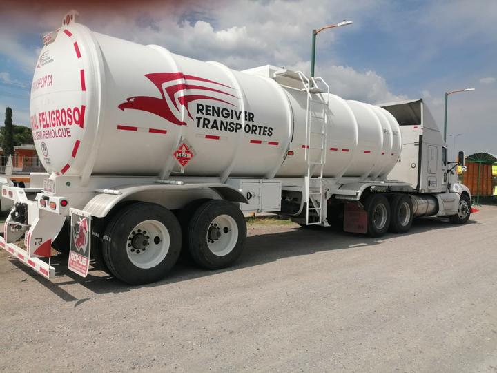 FGR asegura más de un millón de litros de combustible ilegal en Coahuila