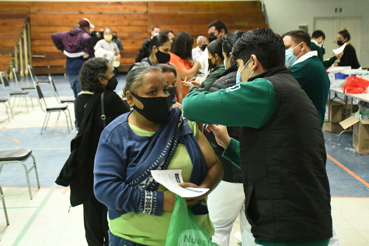 Más de 11 mil personas mayores de 40 años se han vacunado contra el COVID en Torreón