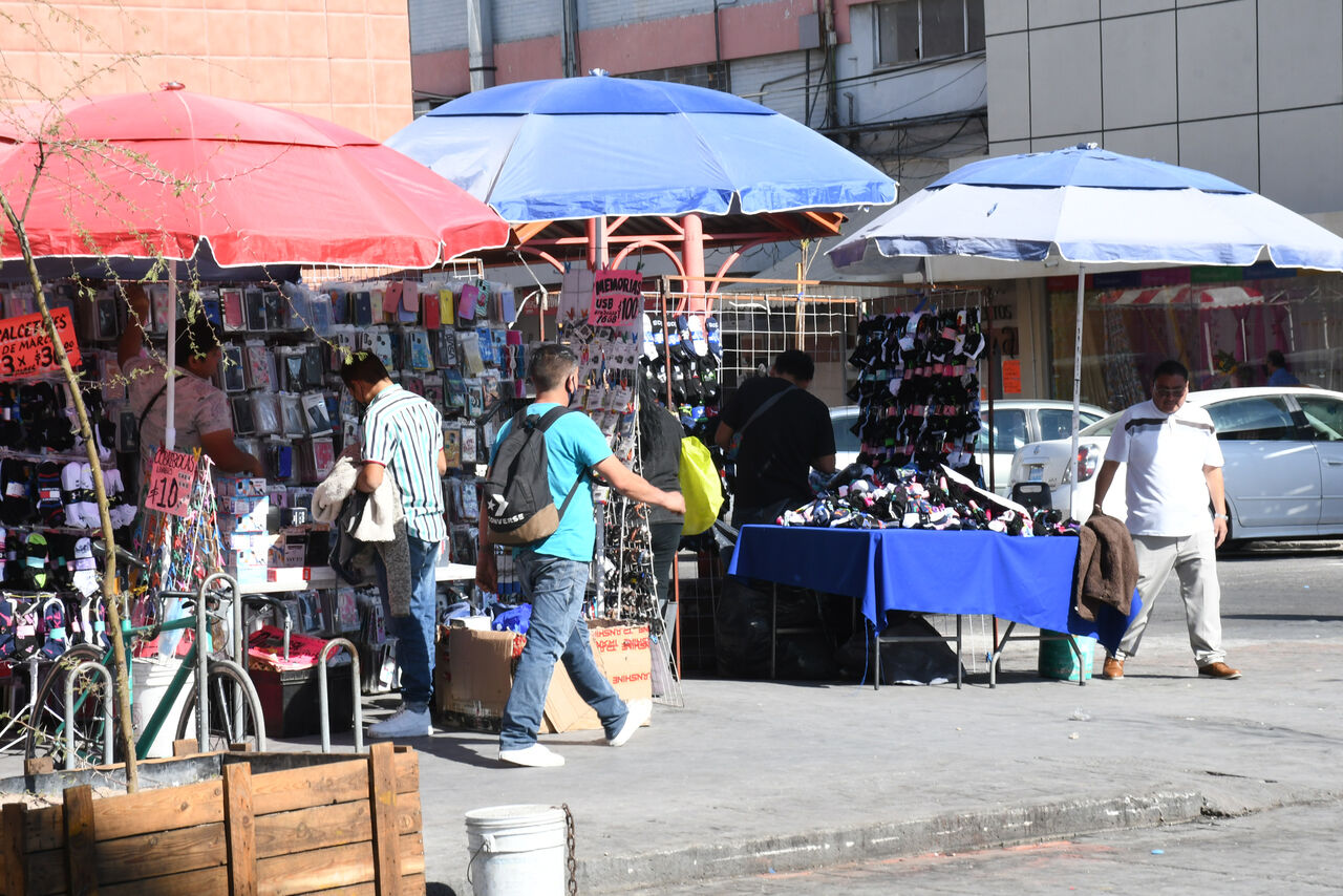 Ya no podemos permitir que una persona, que a lo mejor vende hasta más que un formal, siga haciendo su negocio en la calle: Canaco Torreón