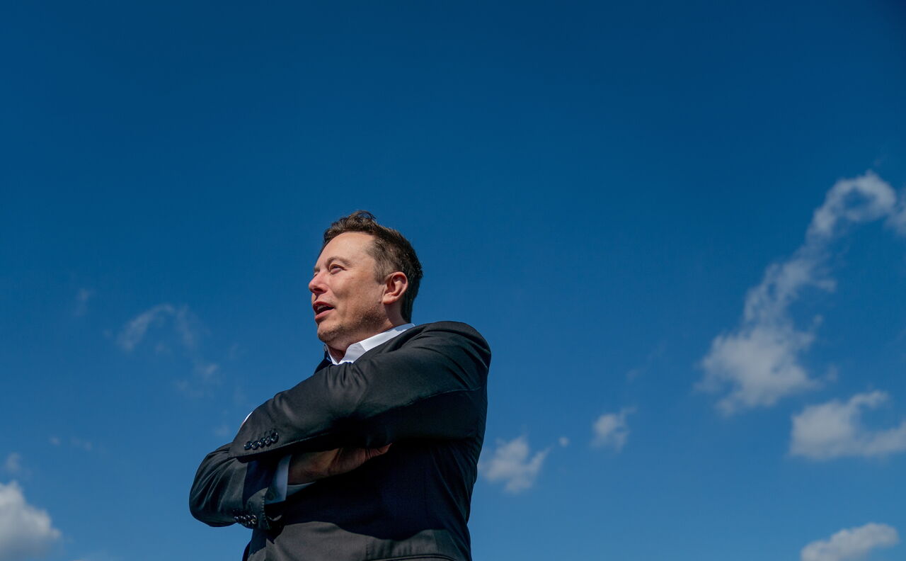 Elon Musk dona a la caridad millones en acciones de Tesla