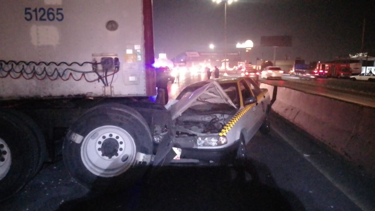 Grave, chofer de taxi tras accidente en Ramos Arizpe