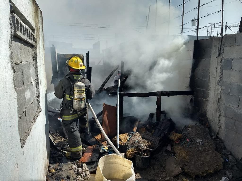Se registra incendio en tejaban en municipio de Ramos Arizpe