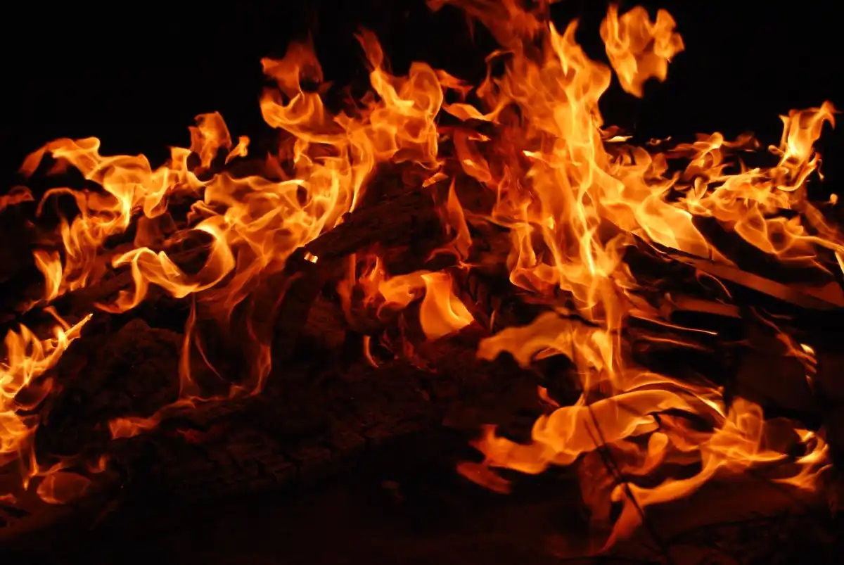 'Entramos para sacarlos pero ya estaban quemados'; niños mueren en incendio en Acuña