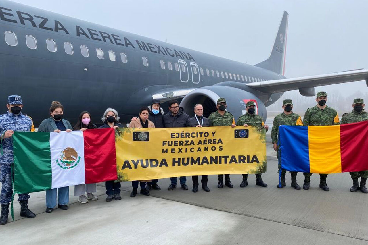 Avión de la Fuerza Aérea vuela hacia México con 81 personas rescatadas de Ucrania