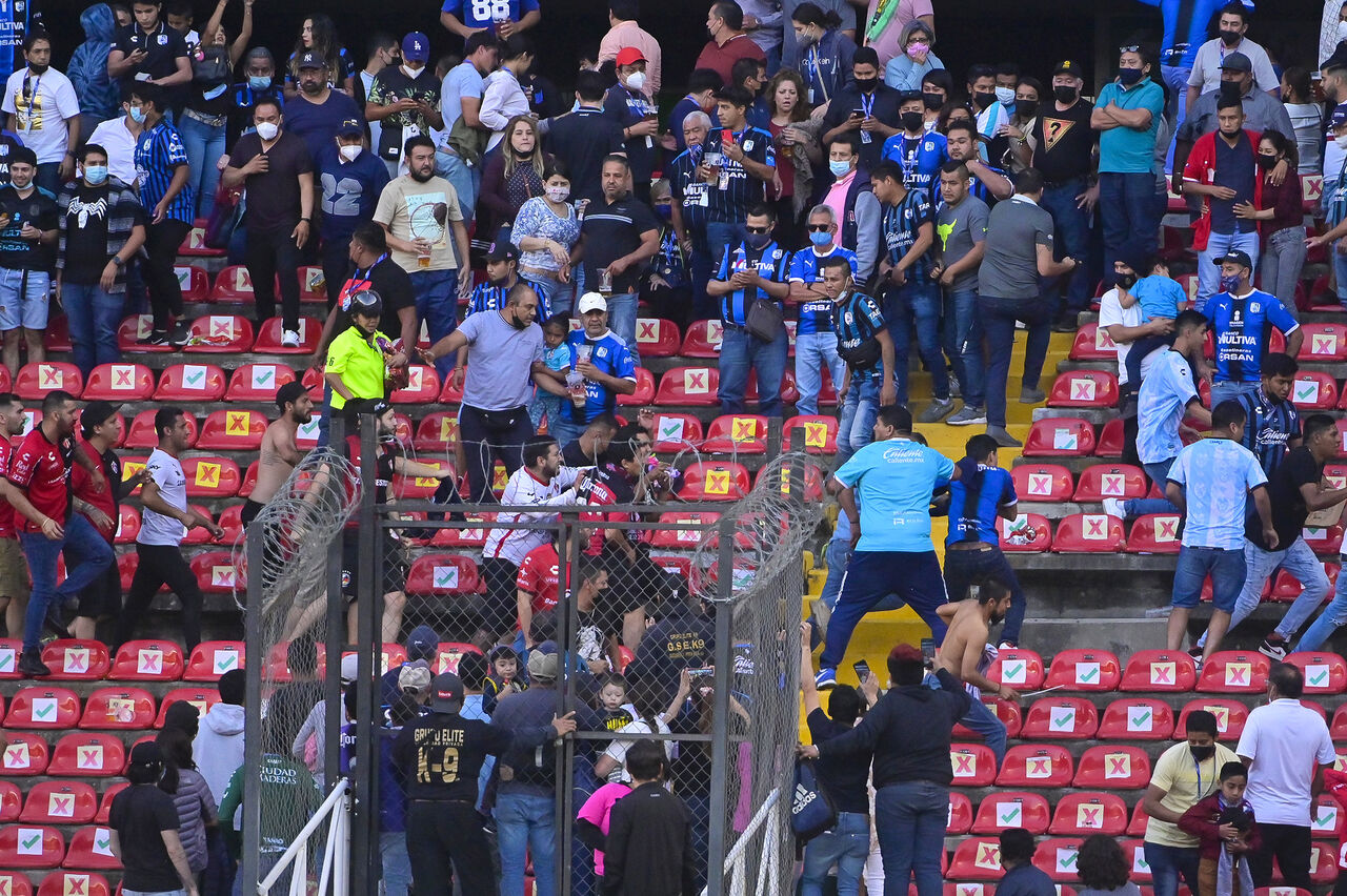 ¿Cuántos años de cárcel tendrían los responsables de la violencia en el estadio de Querétaro?