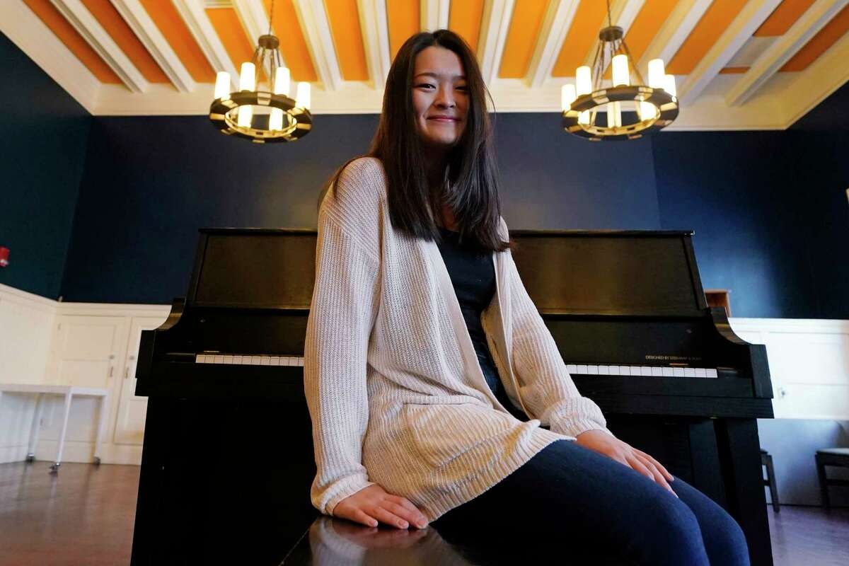 Julia Riew, la estudiante de Harvard que creó su propia 'princesa Disney coreana'