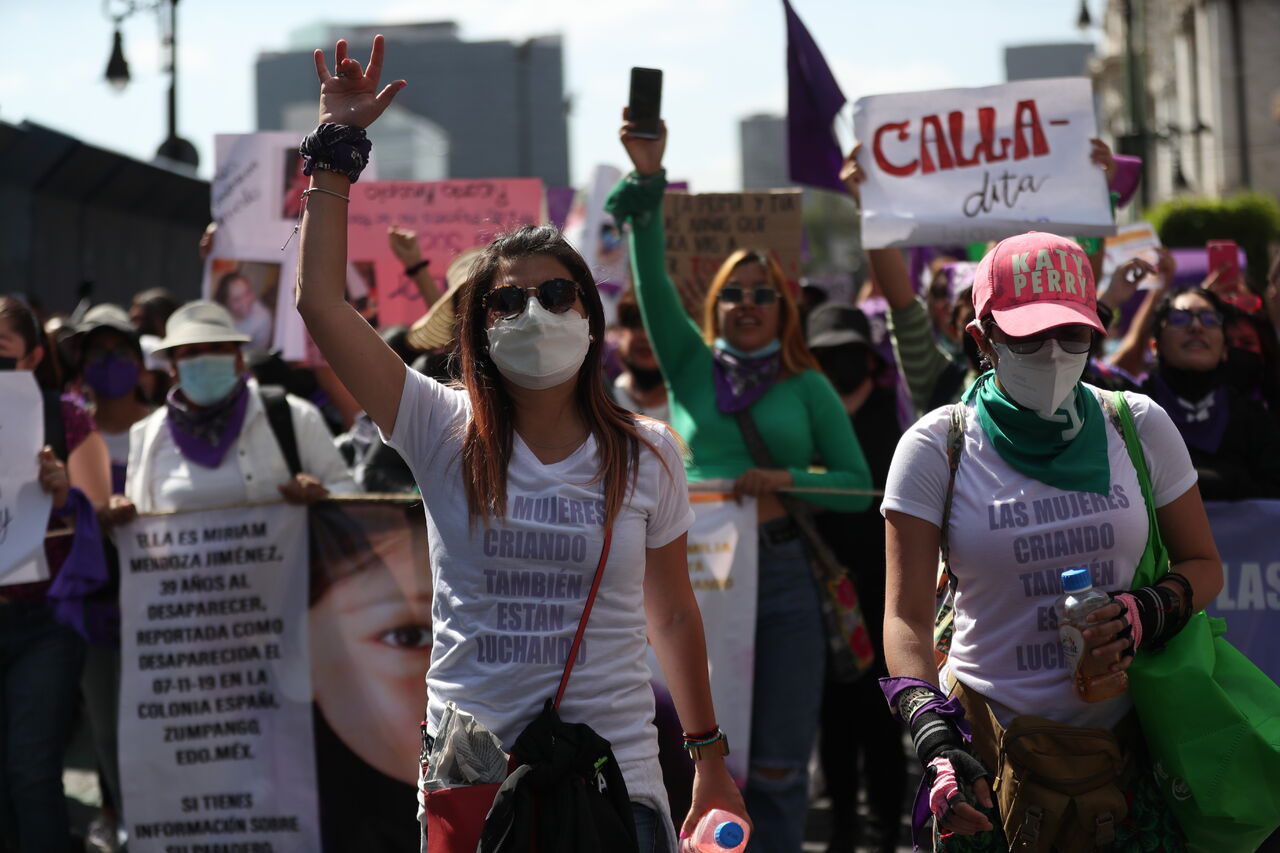 'Todo terminó en santa paz', dice AMLO sobre manifestaciones por Día de la Mujer