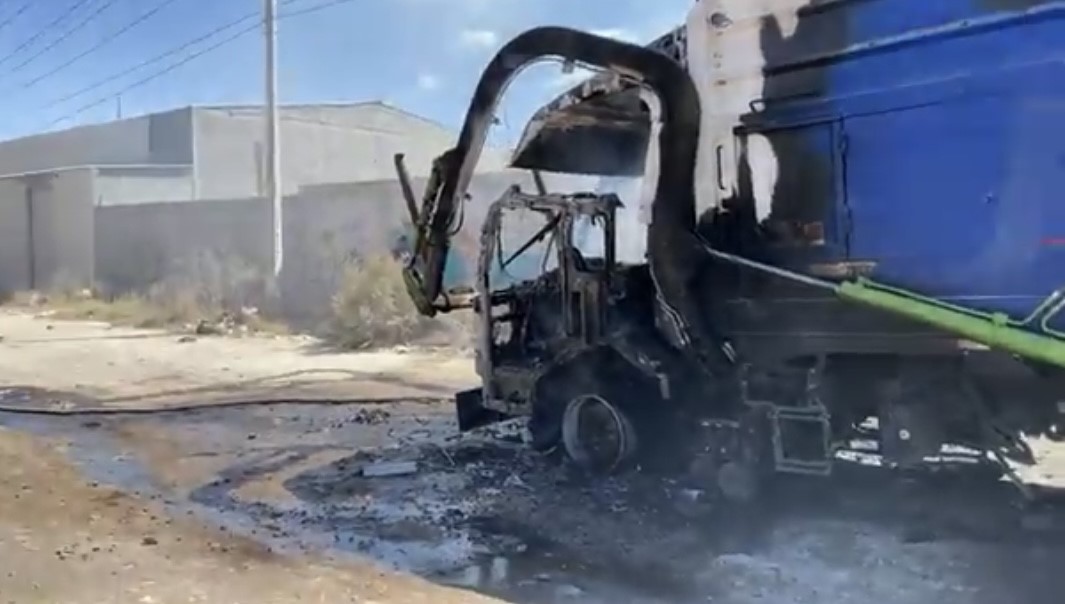 Se incendia camión recolector de basura en Saltillo
