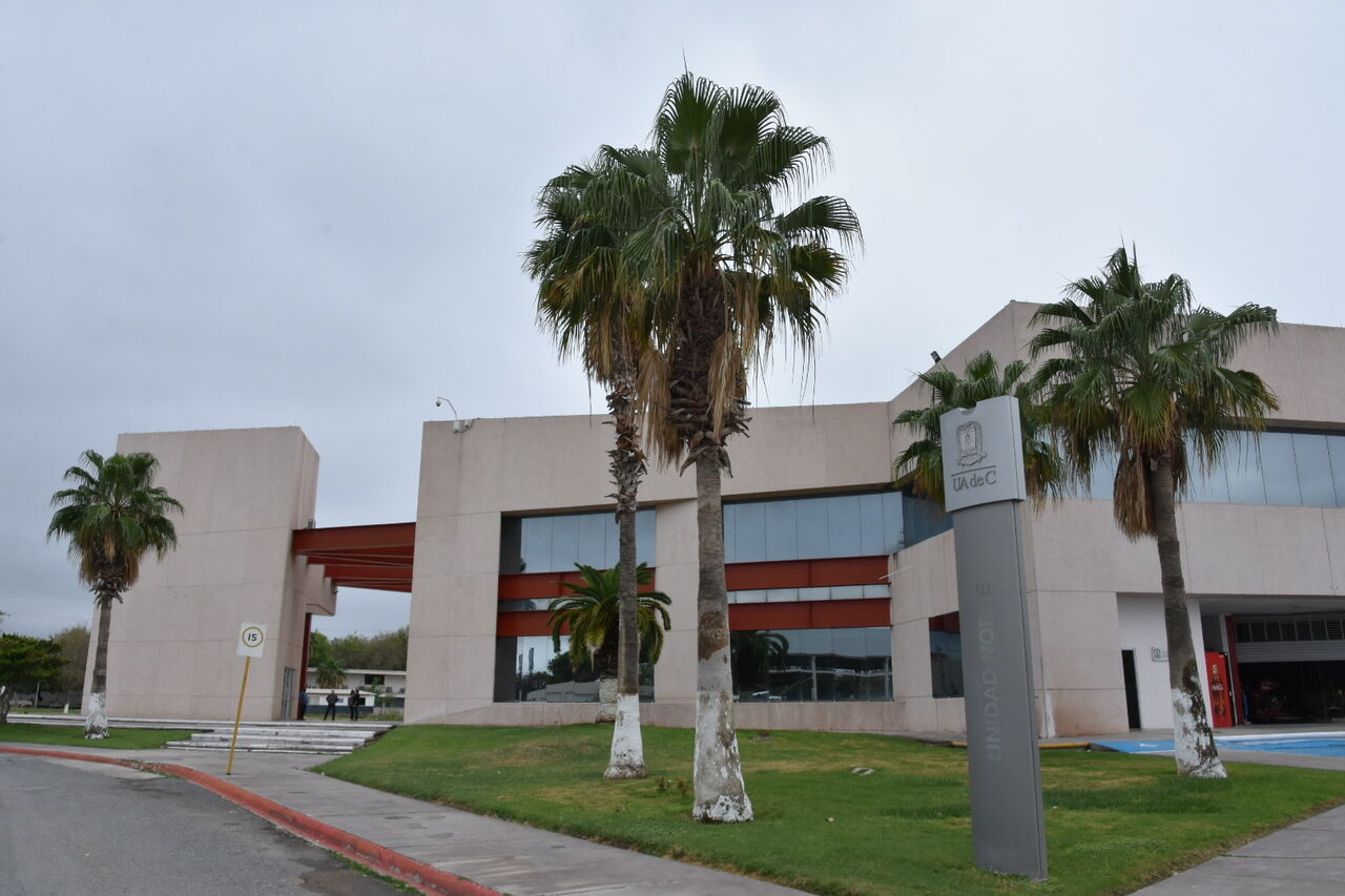 Investiga Universidad Autónoma de Coahuila a maestros con doble plaza