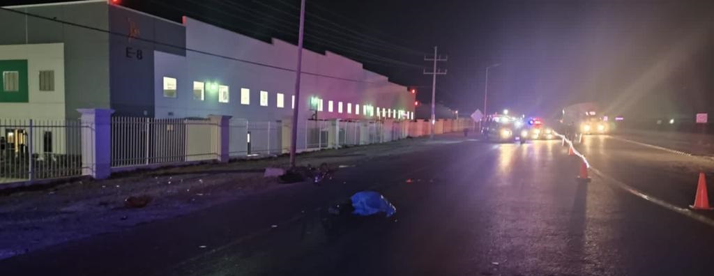Fallece motociclista tras impactarse contra tráiler en Saltillo
