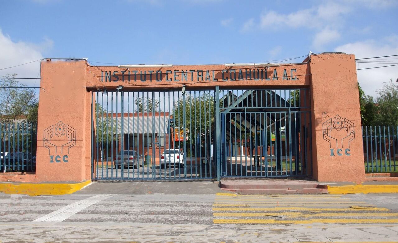 Colegio de Coahuila recibe certificación de Unesco