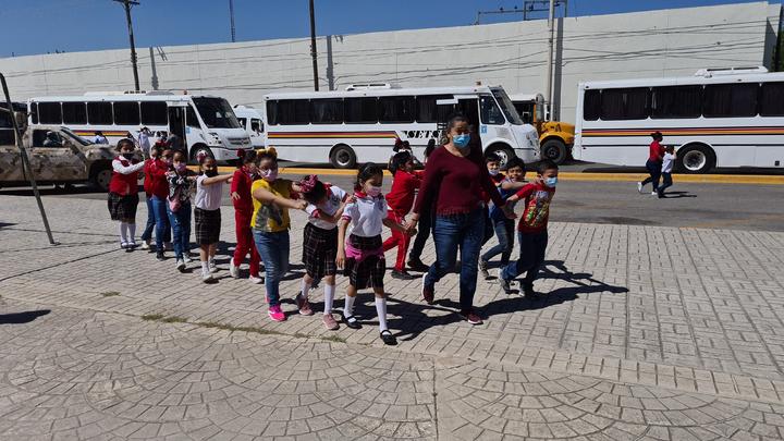 Secretaría de Educación en Coahuila agradece apoyo de los padres de familia por la paciencia