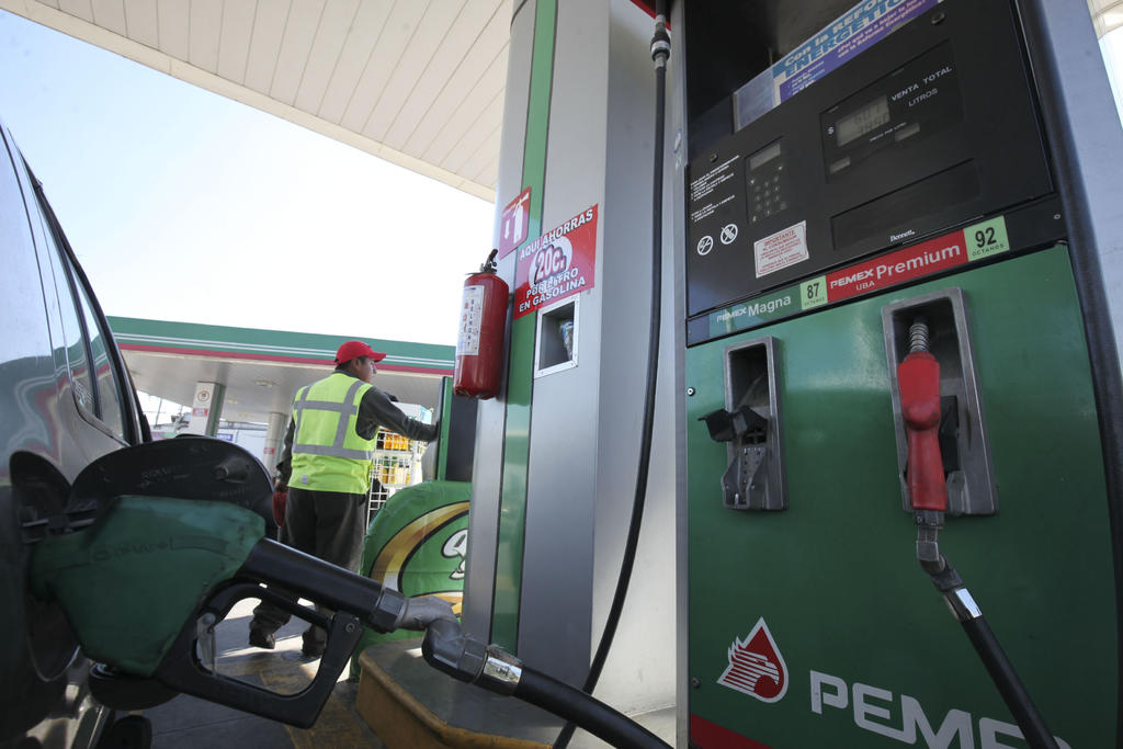 Asegura AMLO que resolvió problema de aumento de gasolinas en la franja fronteriza