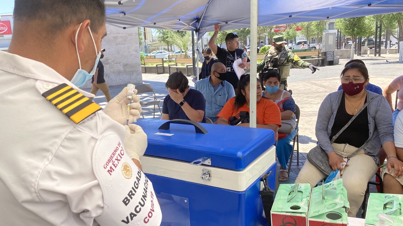 Extienden vacunación para rezagados mayores de 18 años en Coahuila