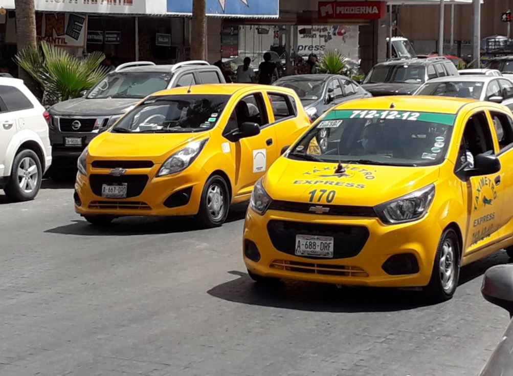 En Torreón es más seguro tomar un taxi que Uber y DiDi: taxistas