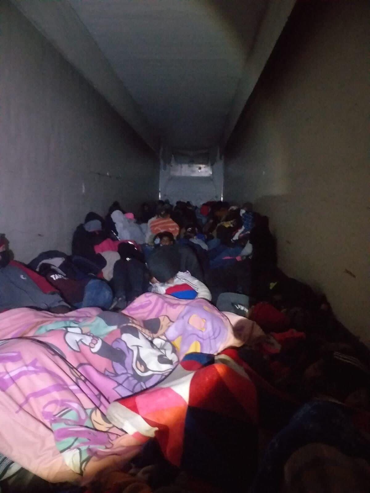 Rescatan a 99 migrantes en Saltillo