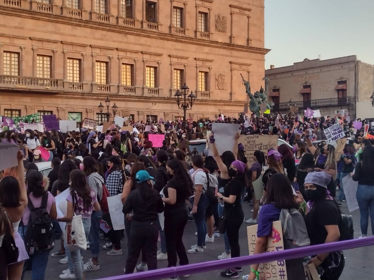 Llaman a Estado y municipios a aplicar campañas para erradicar violencia de género en Coahuila