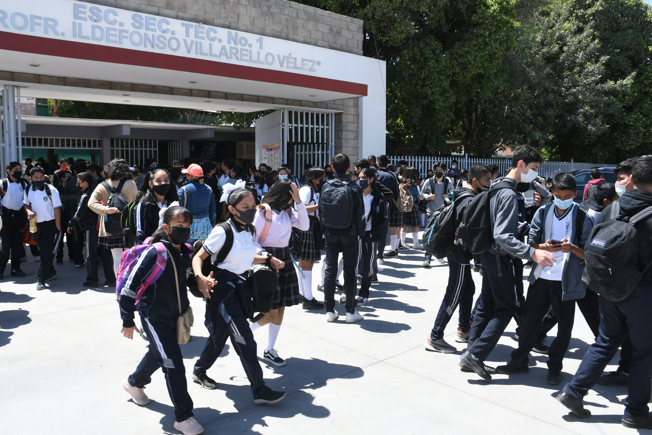 Buscan a alumnos que no se preinscribieron en Coahuila