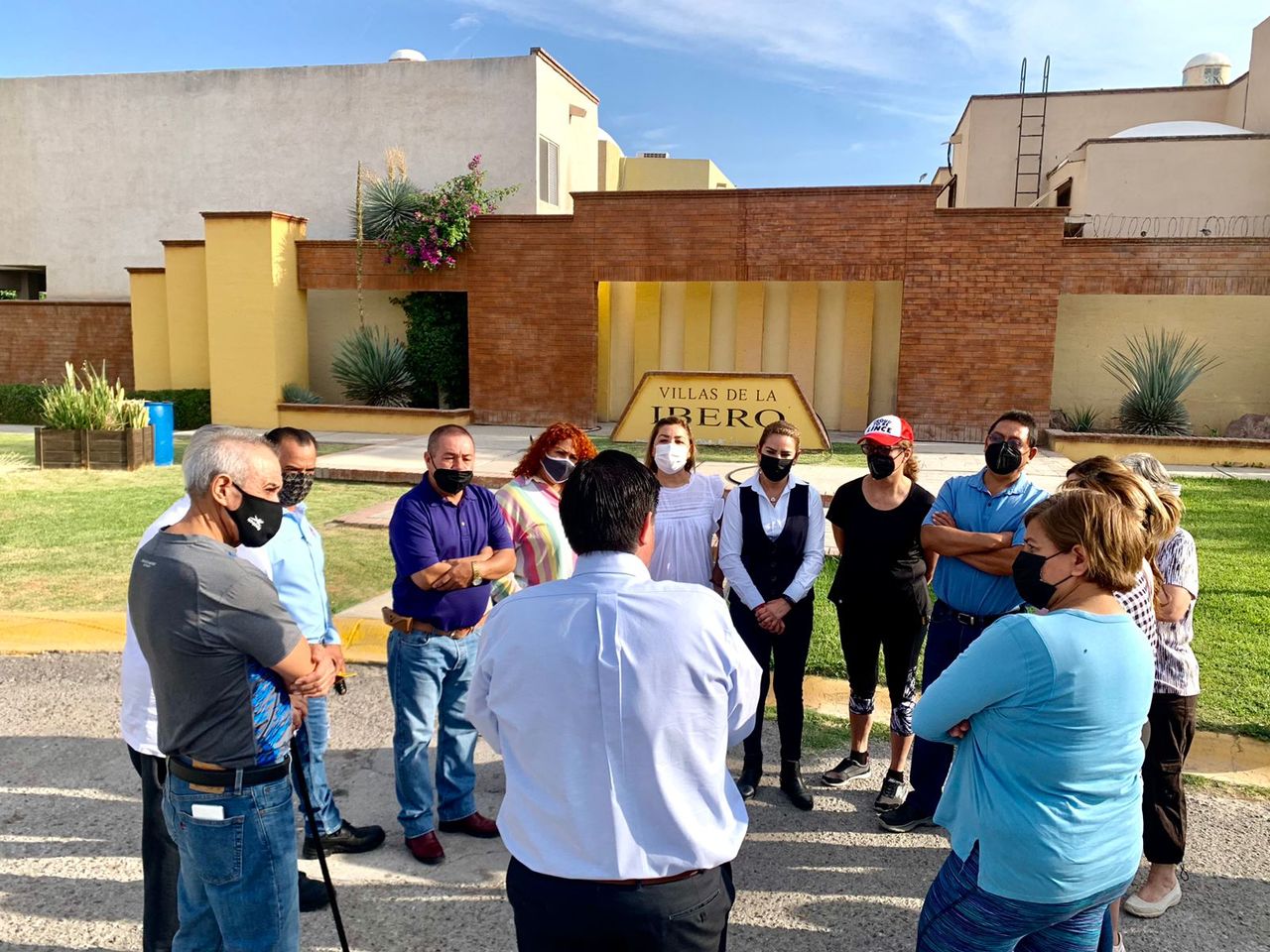 Protestan colonos de Villas de La Ibero por grave escasez de agua en Torreón