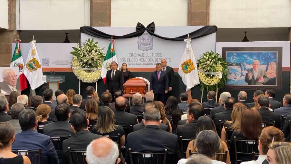 Realizan homenaje luctuoso a Eliseo Mendoza Berrueto, exgobernador de Coahuila