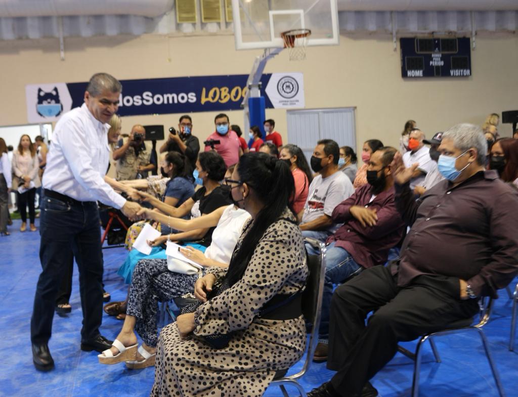 Gobierno de Coahuila entrega 200 escrituras a ciudadanos de región Norte
