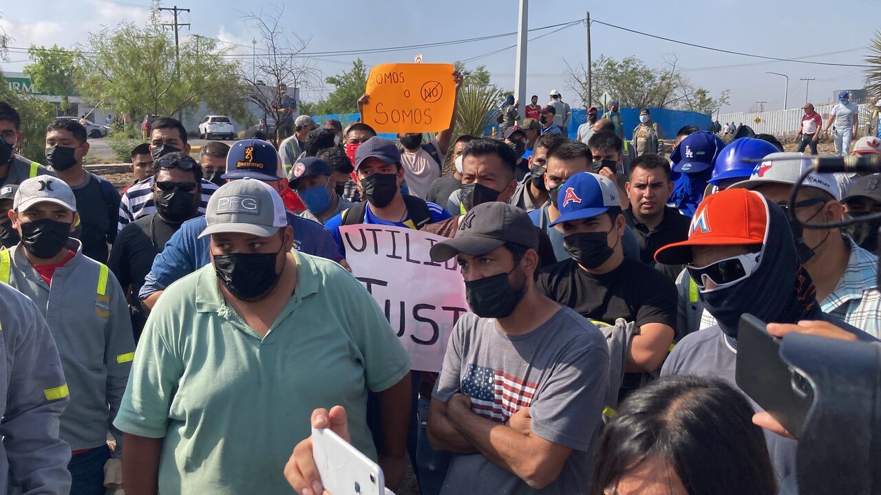 Obreros de AHMSA anuncian marcha a Saltillo