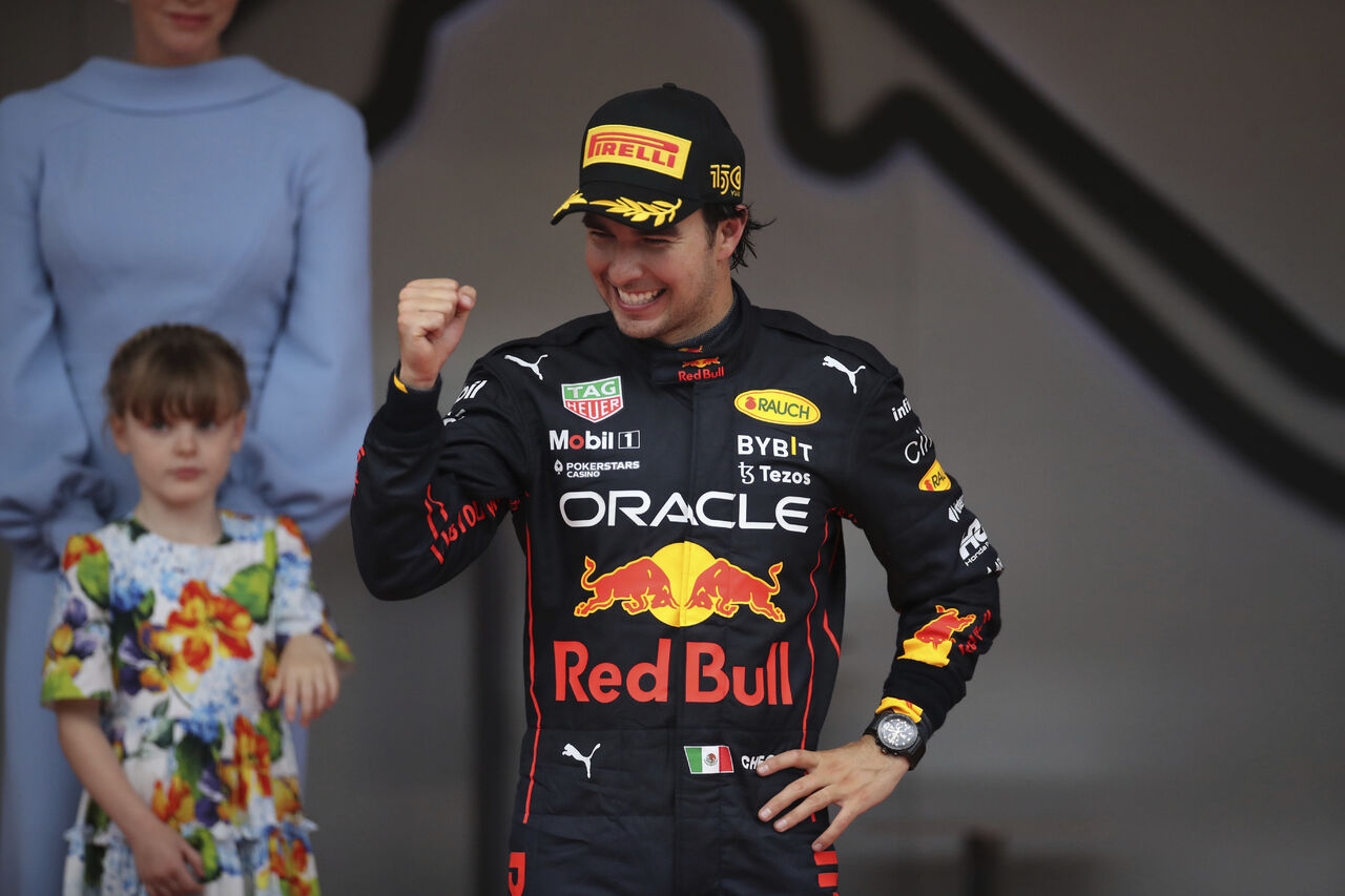 Red Bull extiende el contrato del mexicano Sergio Pérez por dos años más