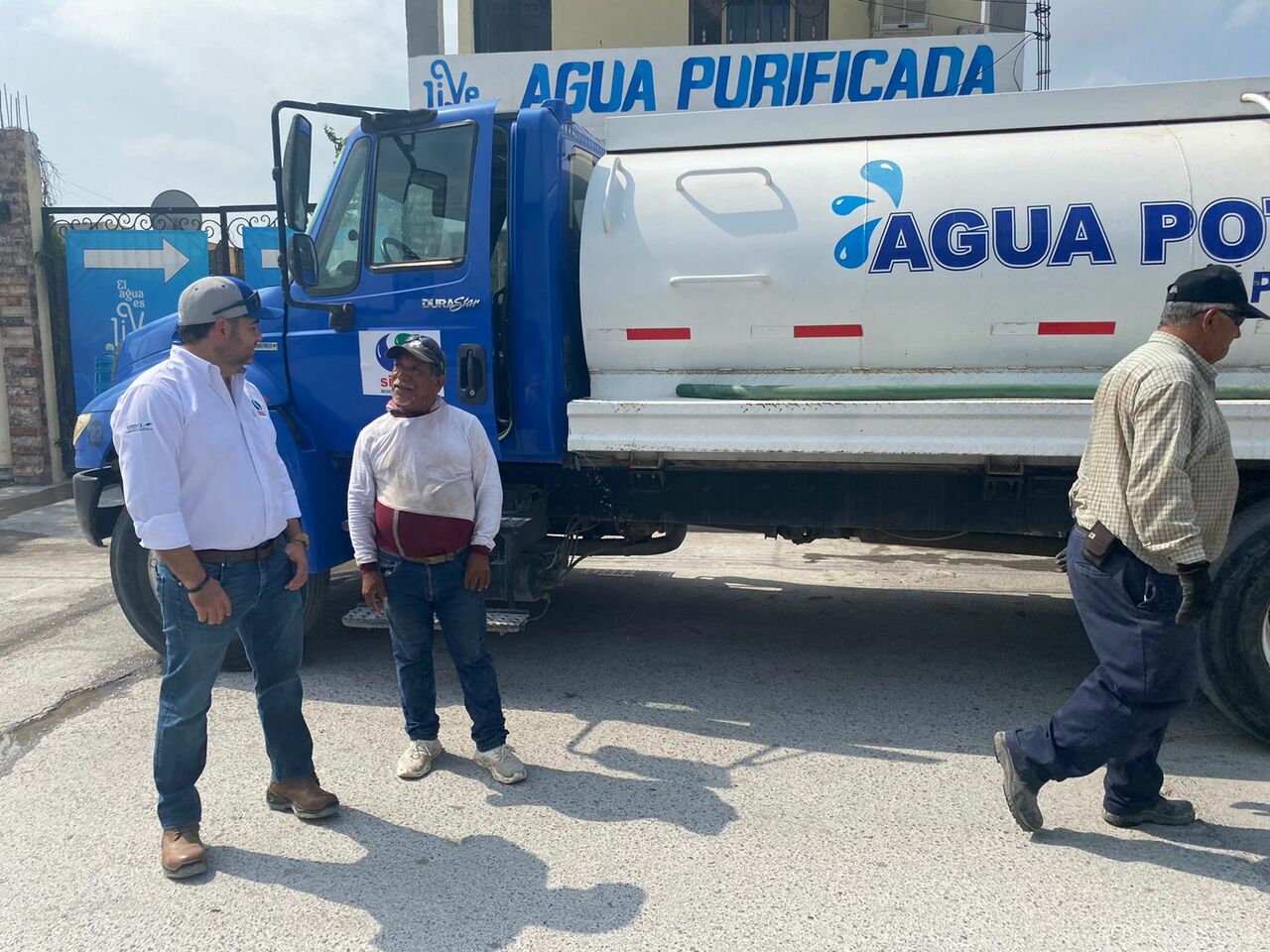 Por escasez Simas de Monclova y Frontera distribuye agua en pipas
