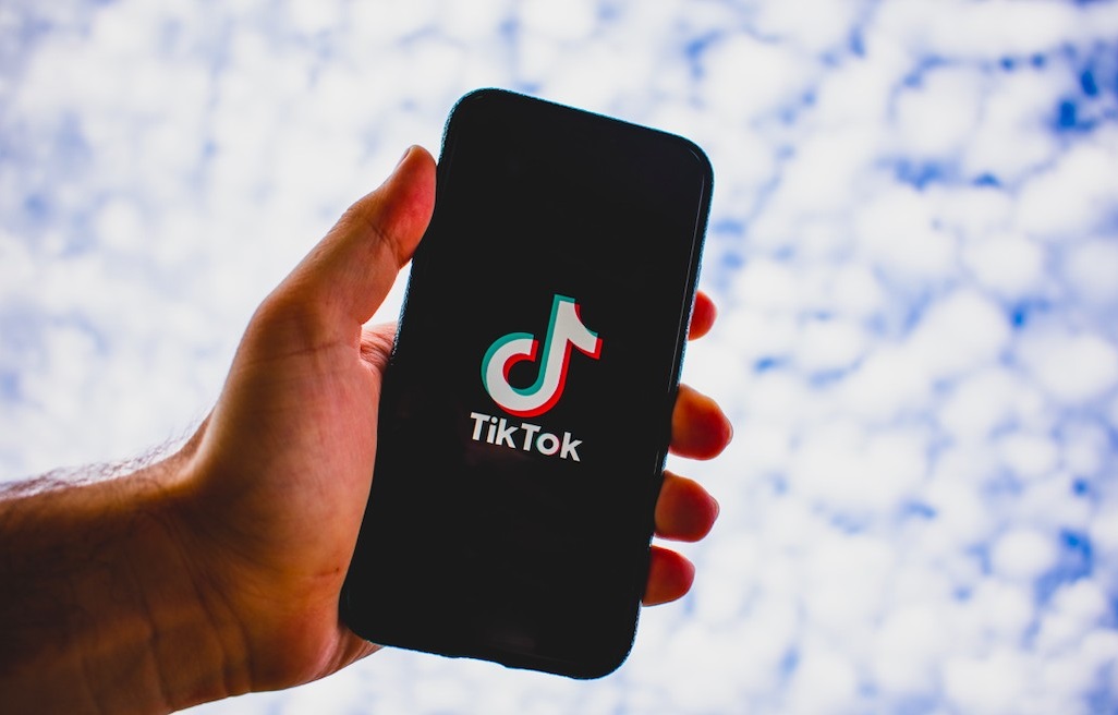 TikTok te sugerirá 'tomarte un descanso' de la red social