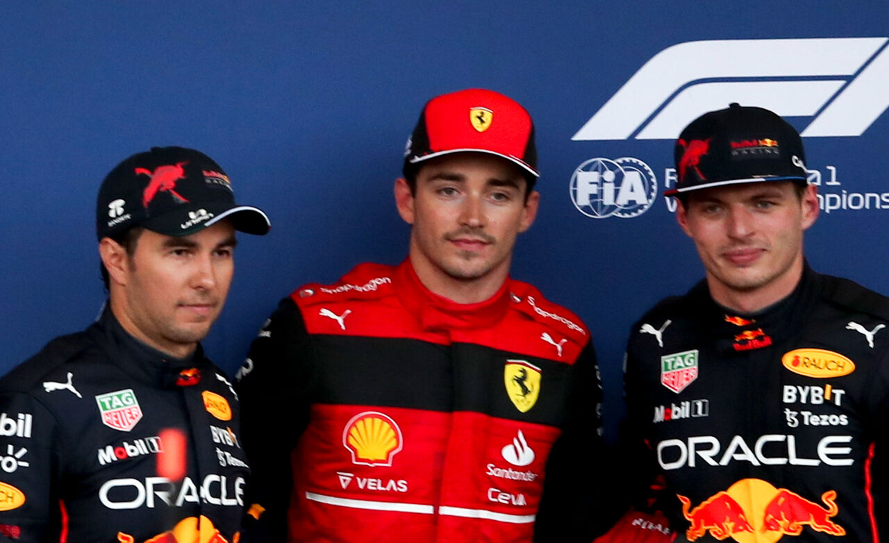 'Checo' Pérez se queja por no recibir apoyo de Max Verstappen para conseguir la 'Pole Position'