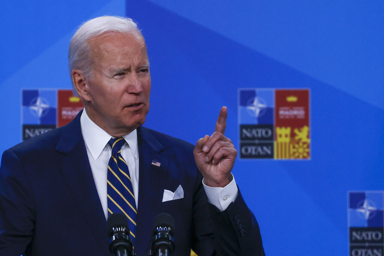 Joe Biden confunde a Suecia con Suiza durante rueda de prensa de la OTAN