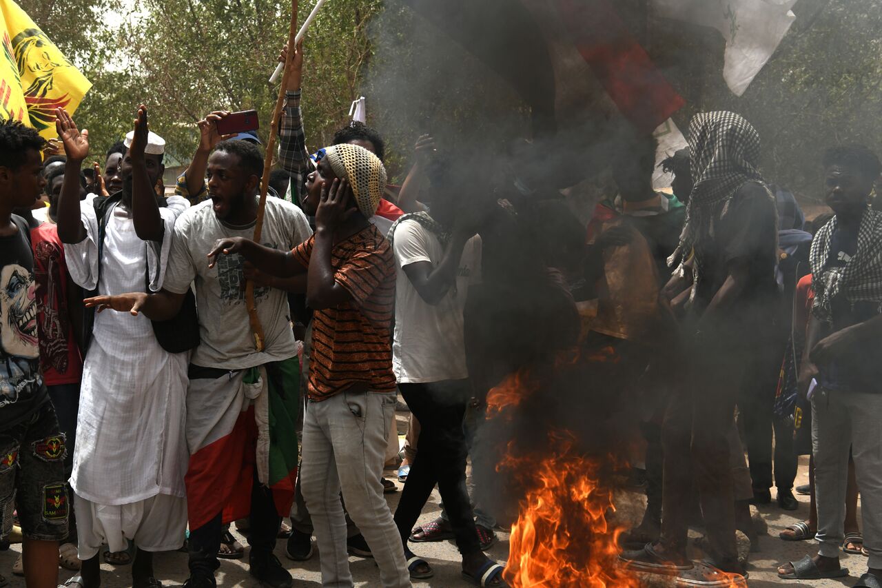 Muertes por protestas contra golpe de Estado en Sudán se elevan a 114