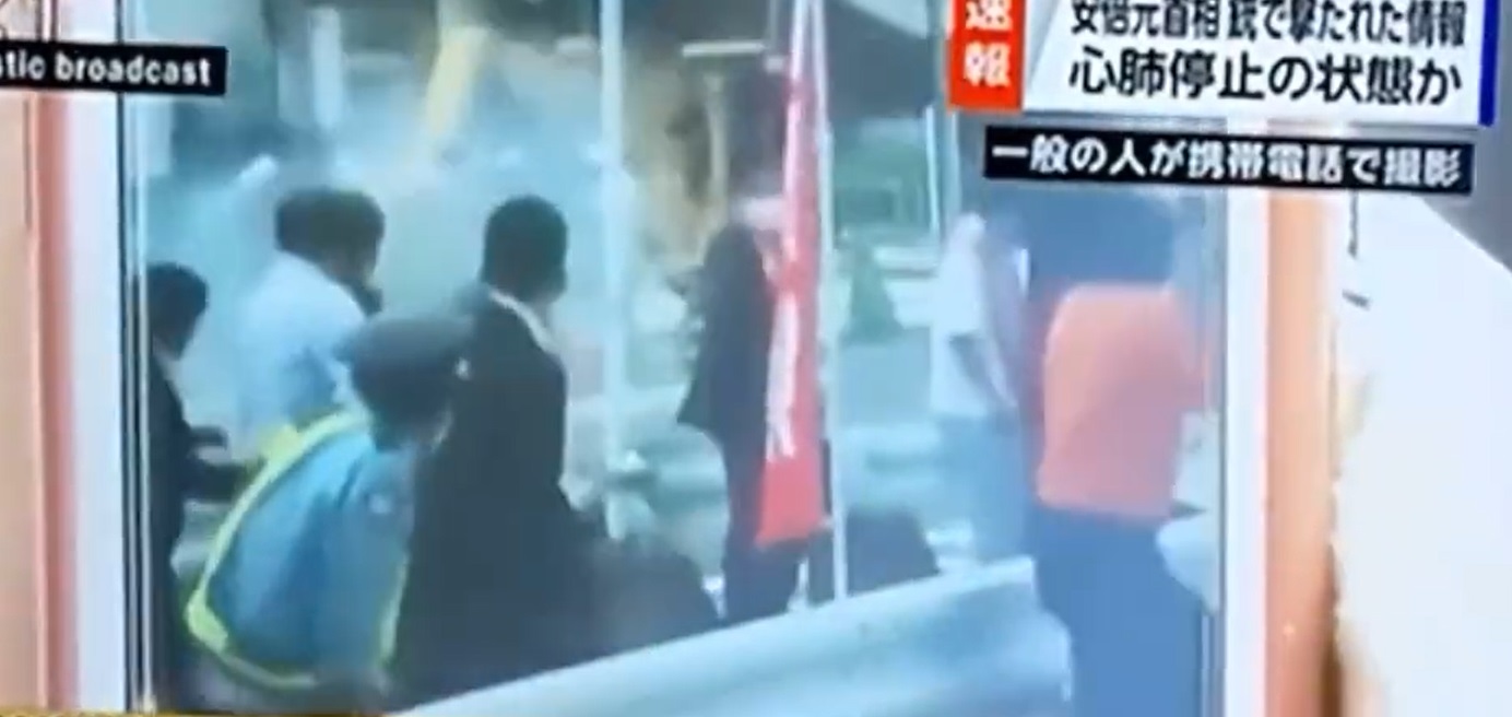 Difunden video del ataque contra el ex primer ministro japonés Shinzo Abe