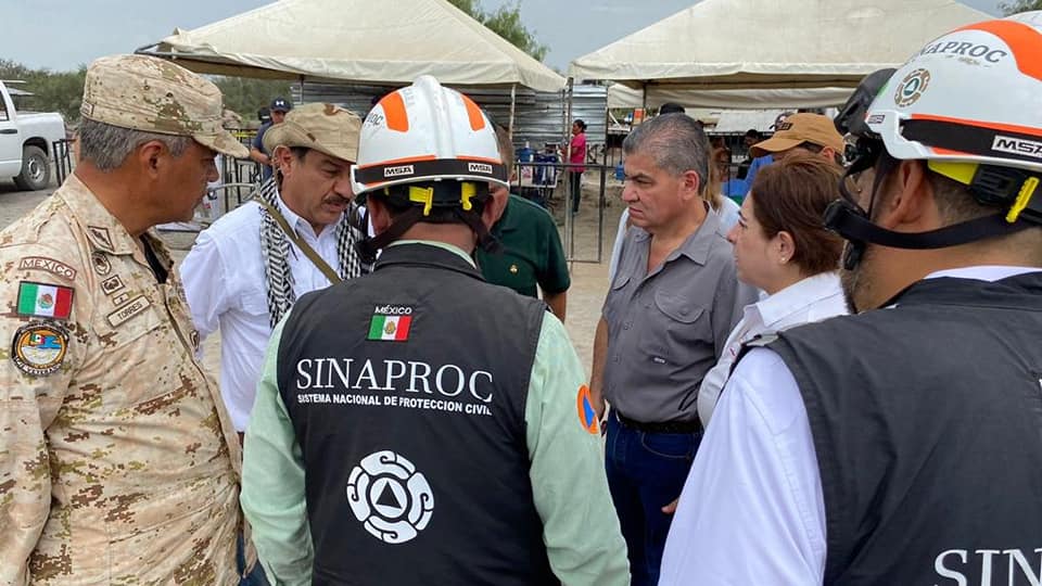 Más de 200 servidores públicos en labores de rescate de mineros en Sabinas