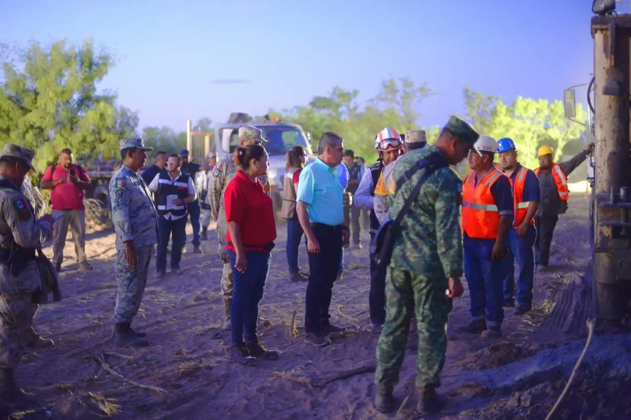 Aumentarán el flujo de desagüe con más equipo de bombeo en rescate en mina en Sabinas