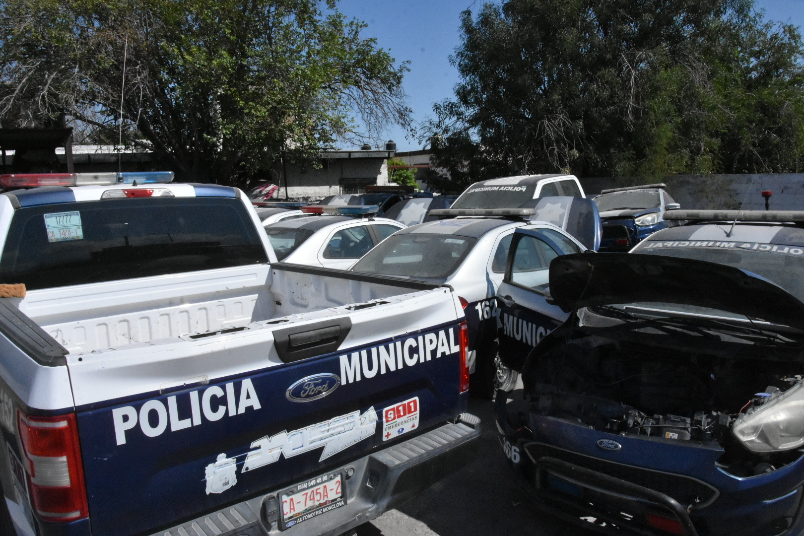 Ayuntamiento de Monclova equipa 30 patrullas nuevas